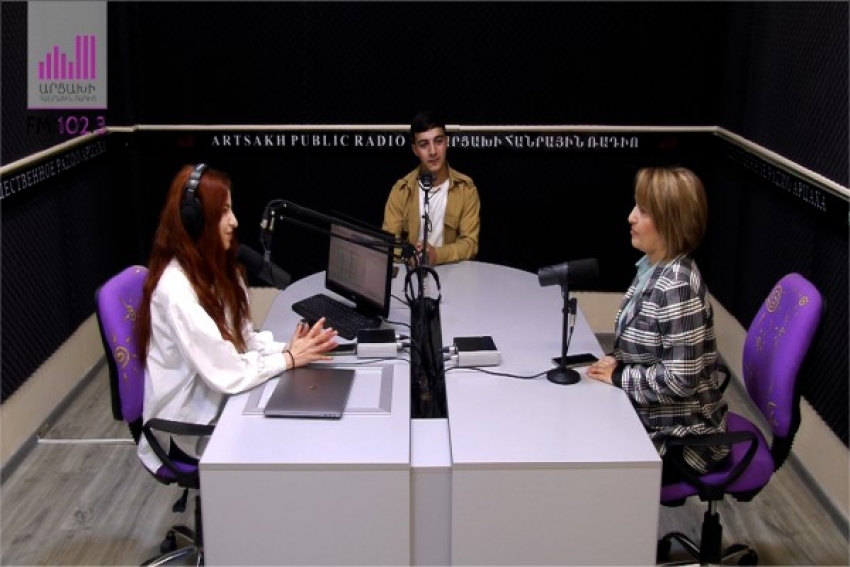 «Բարի լույս, Արցախ». Արմինե Յախշիյանը, Սևակ Ջանյան