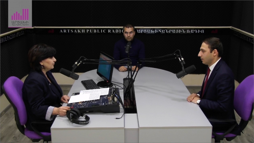 «Սոցհարթակ». Գեղամ Ստեփանյան, Հովիկ Ավանեսով